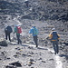 Pole Pole gegen 4600 m hinauf