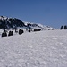 Ich habe die Piste verlassen, die weiter oben einen großen Bogen macht.