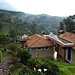 ... in der schön gelegenen und originellen [http://www.llullullama.com/ Ecuadorian Mountain Lodge] einquartieren