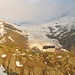 Die Glecksteinhütte im letzten Sonnenlicht, dahinter der Obere Grindelwaldgletscher