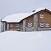 Mangels Sicht erübrigen sich weitere Fotos bis zum Erreichen der Hütte, die auch, oder speziell im Winter, einen besonderen Charme versprüht.