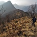 Anna nel tratto che porta al monolite roccioso.