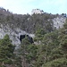 Das Bärenloch oberhalb von Welschenrohr mit der Felsenbrücke, von unten her gesehen.