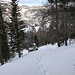 Blick zurück zur Bergstation des kleinen Skiliftes in Gspon