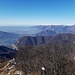 Bella vista dal Monte Ocone verso i laghi della Brianza, le cime del Triangolo Lariano ed in fondo il Rosa