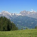 herrlicher Ausblick bei Unter Wängi zu denn ennet dem Reusstal aufragenden Dreitausendern