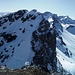 Rückblick zum Alpgundkopf; bei Vergrößerung kann man eine Skispur u. meine Abstiegsspur sehen.