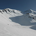 Ankunft im unverspurten Obertal: links Schattigi Schibi mit W-Gipfel (links) und Hauptgipfel (rechts) sowie Männliflue (rechts)