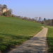 Herrlich, nun konnte ich es mit dem Fahrrad nur noch abwärts nach Frenkendorf laufen lassen!<br /><br />Links ist nochmals die Ruine Neu Schauenburg (600,6m).