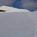 Im Pass Vorder Schweifi (1980m) hatte ich den Beginn des Gemmenalphorn Südgrates erreicht. Dank guten Tritten war der Aufstieg im Schnee ohne Probleme machbar und die Schneeschuhe blieben zu Hause.