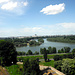unten die Donau