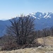 Du sommet, vue vers le Gridone, encore bien hivernal.