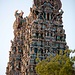Die Spitze eines der Gopurame.