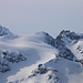 Hahnen (2606,5m):<br /><br />Gipfelaussicht zu den gegenüber liegenden vergletscherten Berge Tierberg (2647m) und Grassen (2946,0m). Dahinter sind links das Sustenhorn (3503m) und rechts das Wendenhorn (3023m).