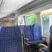 Der Zug von Karlsruhe nach Landau war ausreichend leer, um die Corona-Schutzabstände einzuhalten (die nächste Person ist auf  der übernächsten Sitzgrupperechts, mit Atemrichtung von mir weg).