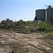Auf dem Rückweg kam ich über das Gelände der abgerissenen Zuckerfabrik. Hier könnte man den früheren Schlosspark wieder aufbauen. Allerdings stören die beiden noch stehenden Silotürme.