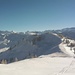 Blick hinüber zur Skilift-Bergstation 1749m