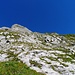 Auf der steilen Sockelrampe des Girenspitz.