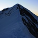 Ein schönes Grätlein leitet auf die Schneedomspitze / Il Naso (4272m).