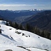 Una breve sosta per ammirare il panorama verso Bellinzona; in centro foto, in lontananza, il gruppo del monte Tamaro.