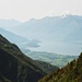 Ausblick von Frasnedo zum Lago di Como. Links Foppaccia (1044 m)