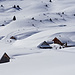 Tief verschneite Alpsiedlung Fursch