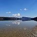 Spiegelglatter Lac de Joux, am Seende der Dent de Vaulion