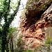 ...insgesamt 75 Meter langen Felsen.
