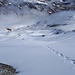 <b>Per la discesa seguo il medesimo percorso di salita, con la breve deviazione fino al seducente Lago di Scai (2300 m) in fase di disgelo. </b>