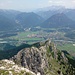 Blick über Reutte in die Ammergauer und bis zur Zugspitze