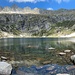 L’incantevole conca dove si trova il Lago Darengo, circondato da una serie di belle montagne tra cui spicca il Pizzo Campanile (m 2408).