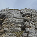 Hübsches kleines Gipfelkreuz am Oberen Lichteck. Aus der Scharte fotografiert, also wirklich nur noch ein Katzensprung über die Felsen in der rechten Bildhälfte.