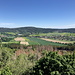 Bieleboh - Ausblick vom Aussichtsturm über Cunewalde hinweg zum nördlich gelegenen Czorneboh-Kamm.