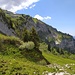 Landschaftlich schöner Abstieg über die verfallene Keßleralpe ins Hirschgundtal