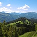 Die Winterstaude im Osten wird schon dem Bregenzerwaldgebirge zugerechnet.