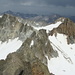Auf dem Gipfel der Dreiländerspitze II: Blick über den Ostgrat zur Vorderen- und Hinteren Jamspitze