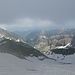 Raus aus den Wolken, Blau Schnee Abfahrt