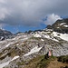 Ab P.1884 lässt man die Karst-/Schneelandschaft hinter sich