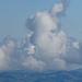 Ein Wolkenhase sitzt auf den Hügeln des Zürcher Oberlandes