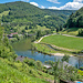 Aufstieg zum Bahnhof St. Ursanne mit Blick zur neuen Fischtreppe am Doubs