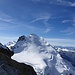 Blick vom Gipfel auf Dom, r hinten Matterhorn