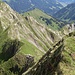 Der kurze, sehr steile Nordgrat des Heiterbergs mit dem Verbindungsgrat zur Älpelespitze