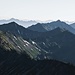 Rückblick über den Walserkamm...ganz schön viele Gipfel