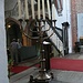 7armiger Leuchter von 1436 in der Möllner Kirche 