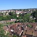 Über den Dächern von Laufenburg (CH) erkennt man den Rhein und den schön gelegenen Bahnhof Laufenburg Baden. Das ferrophile Herz schlägt höher.