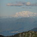 3. Tag: Weitblick von der Bocchetta S de Sambrog Richtung Brissago am Lago Maggiore, darüber der Monte Limidario und - gut doppelt so hoch - der imposante Monte Rosa