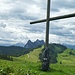 Gipfelkreuz oberhalb der Alp Spilmettlen