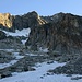 Gleich auf dem Sidelengletscher, der Sporn bereits in der Morgensonne