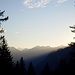 Talaus staffeln sich einige Bergketten des Lechquellengebirges