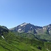 Unser Ziel und weitere Lichtensteiner Gipfel bei strahlend blauem Himmel